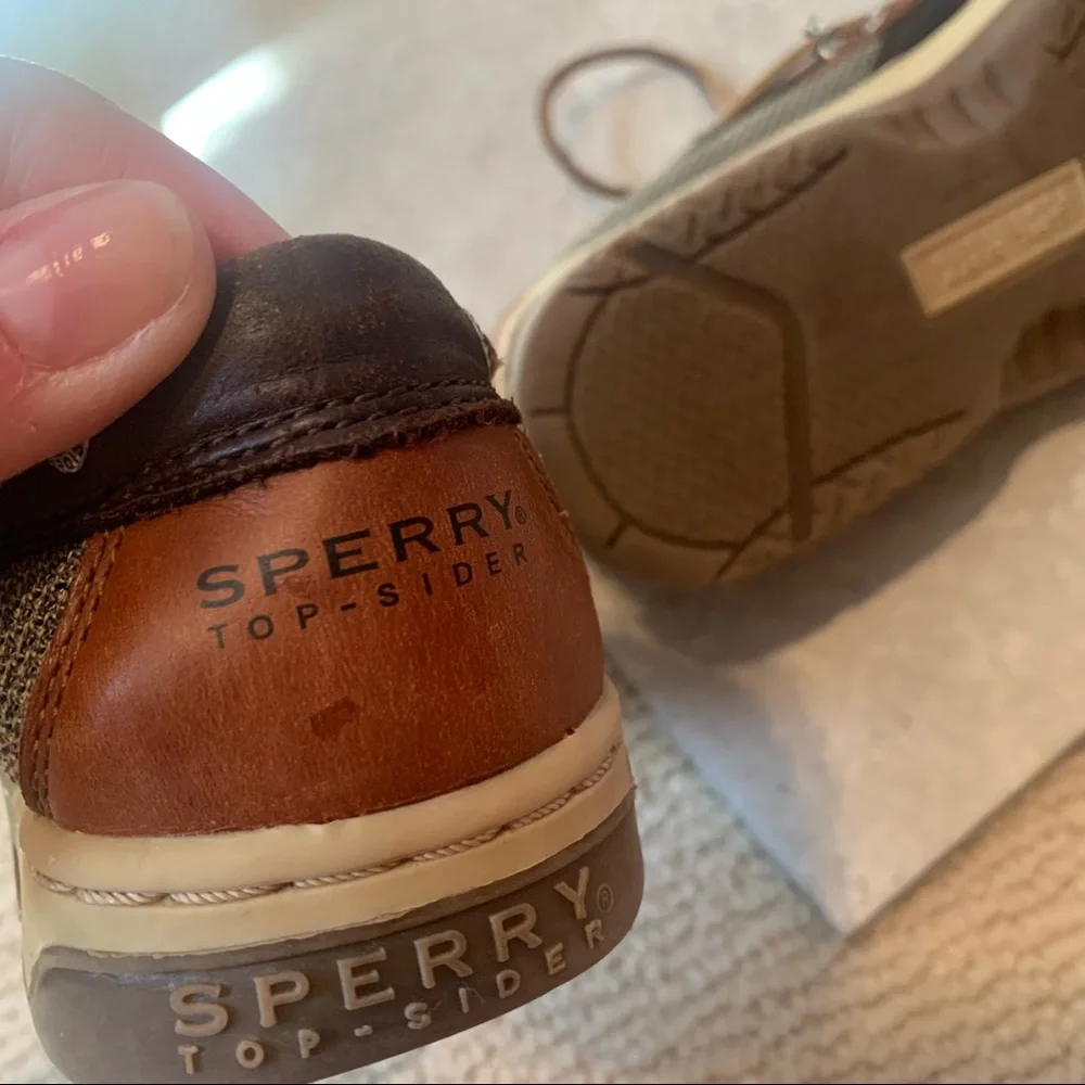 Boys Sperry’s Brown Leather Boat Shoe- 2.5